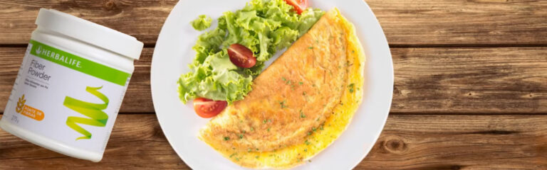 Fiber Powder é uma fibra em pó de sabor neutro, prática e fácil de preparar, que fornece fibras para o seu dia a dia sem alterar os sabores dos alimentos em que é adicionado.